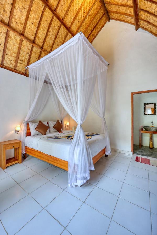 Ananta Bungalow Toyapakeh Ngoại thất bức ảnh