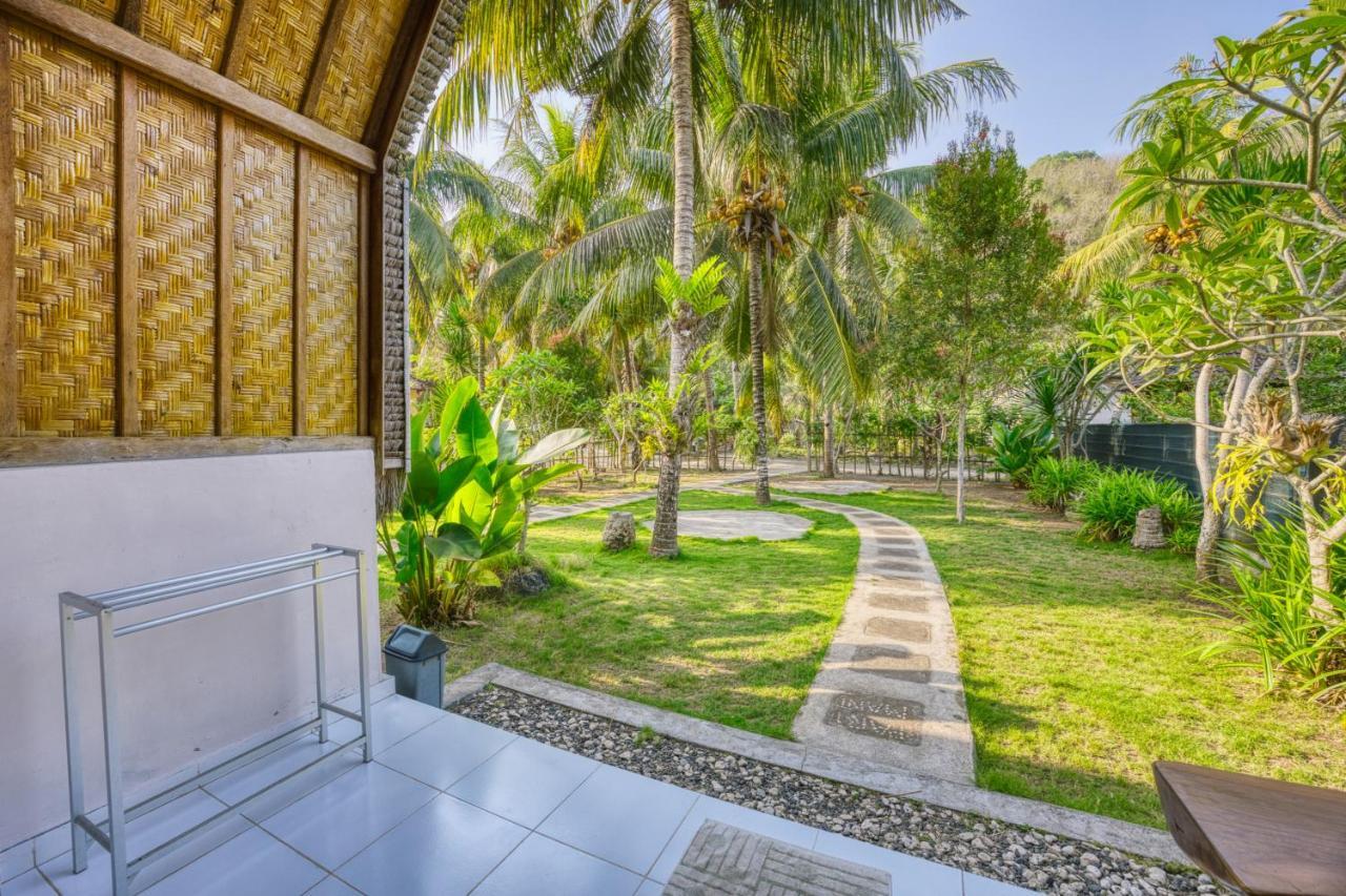 Ananta Bungalow Toyapakeh Ngoại thất bức ảnh