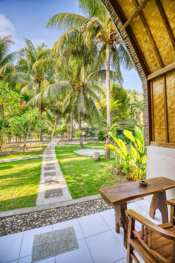 Ananta Bungalow Toyapakeh Ngoại thất bức ảnh